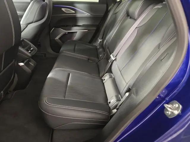 2025 Cadillac iQ Sport w/1SJ