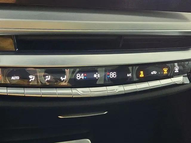 2025 Cadillac iQ Sport w/1SJ