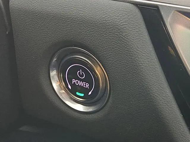 2025 Cadillac iQ Sport w/1SJ