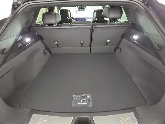 2025 Cadillac iQ Sport w/1SJ