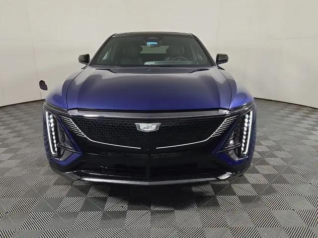 2025 Cadillac iQ Sport w/1SJ