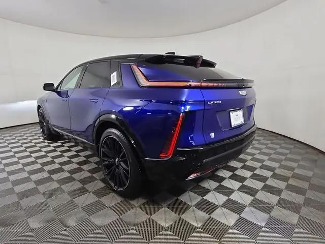 2025 Cadillac iQ Sport w/1SJ