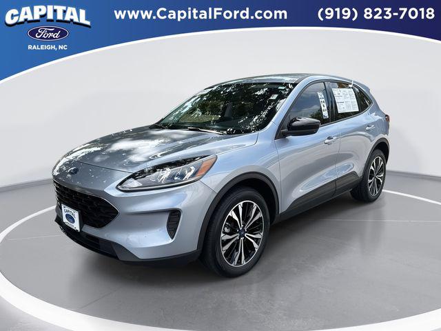 2022 Ford Escape SE Hybrid