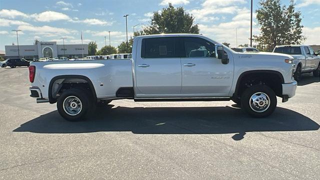 2022 Chevrolet Silverado 3500HD 4WD Crew Cab Long Bed High Country