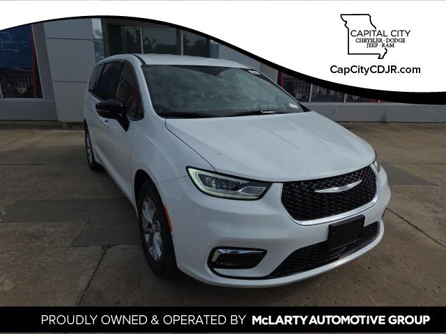 2025 Chrysler Pacifica PACIFICA SELECT AWD