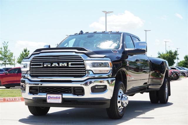 2024 RAM 3500 Laramie Crew Cab 4x4 8 Box