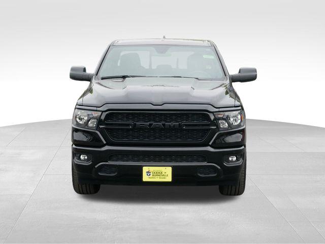 2024 RAM 1500 Tradesman Quad Cab 4x4 64 Box