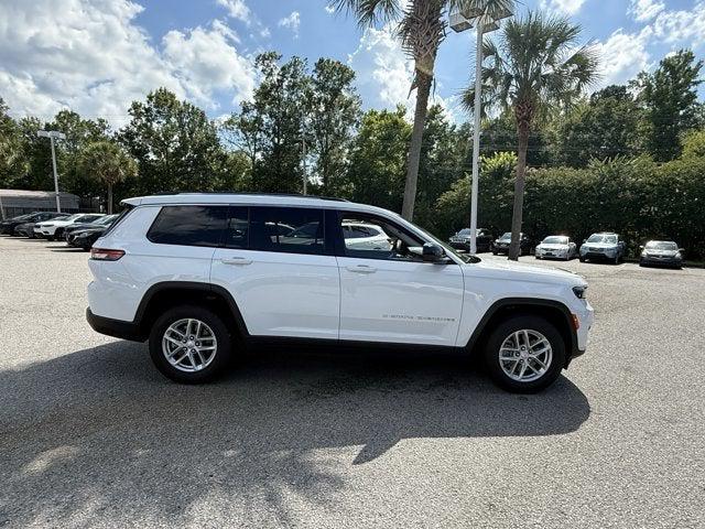 2023 Jeep Grand Cherokee L Laredo 4x2