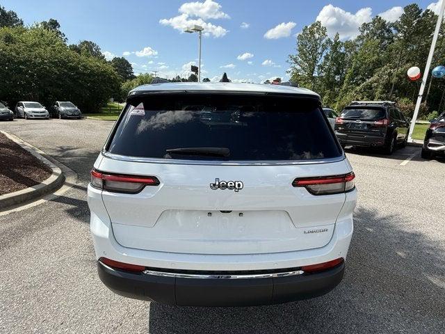 2023 Jeep Grand Cherokee L Laredo 4x2