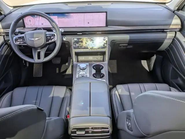 2025 Genesis GV80 2.5T Select AWD