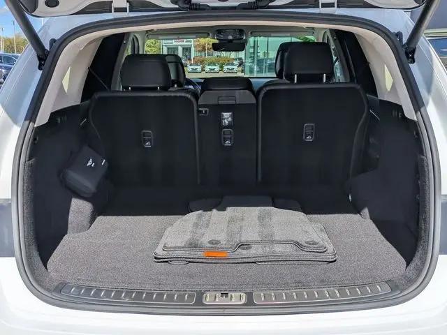 2025 Genesis GV80 2.5T Select AWD