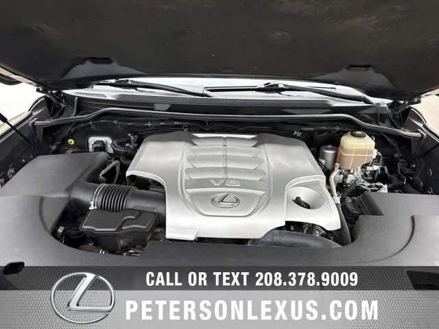 2019 Lexus LX 570 Three-Row