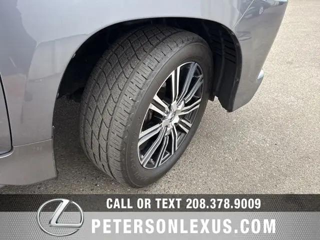 2019 Lexus LX 570 Three-Row