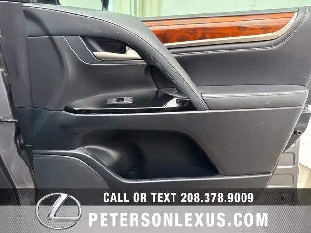2019 Lexus LX 570 Three-Row