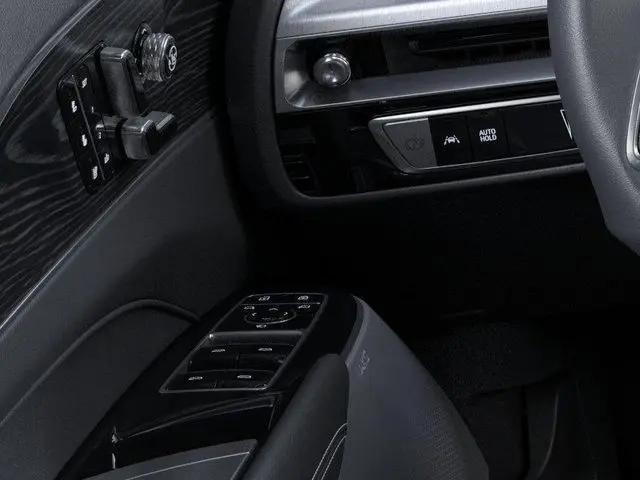2026 Cadillac iQ V-Series w/1SV
