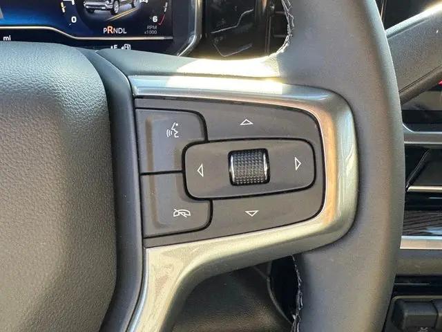 2025 Chevrolet Silverado 1500 4WD Crew Cab Standard Bed LT