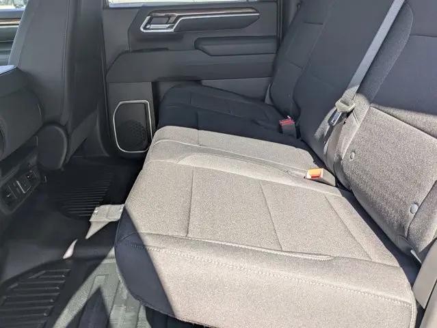 2025 Chevrolet Silverado 3500HD 4WD Crew Cab Long Bed LT