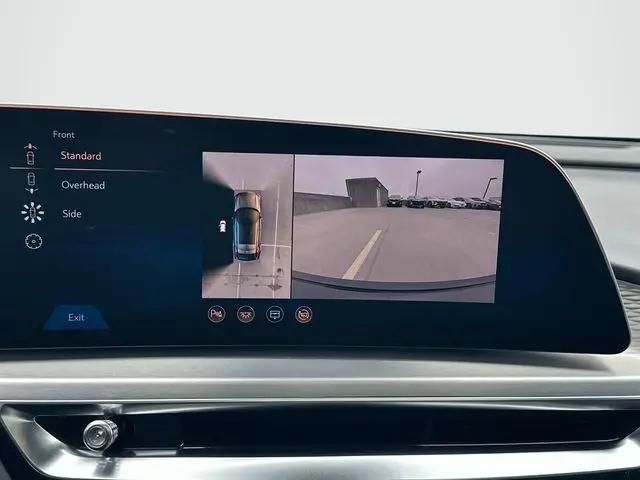 2025 Cadillac iQ Sport w/1SF