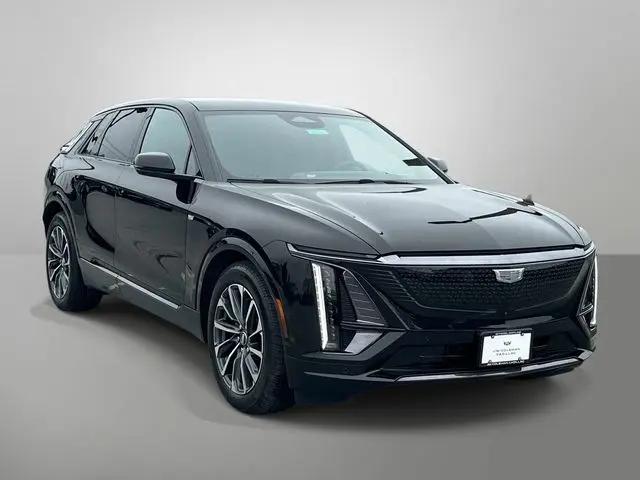 2025 Cadillac iQ Sport w/1SF