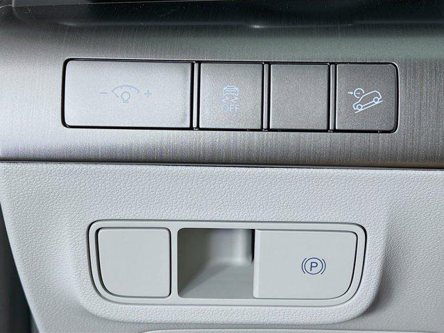 2025 Hyundai Kona SEL Convenience - Photo 13