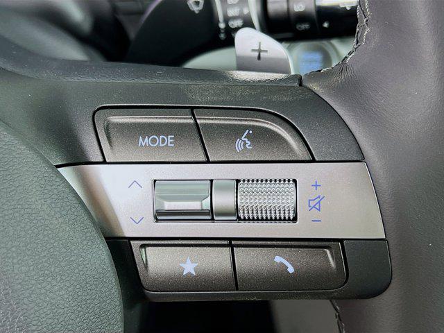 2025 Hyundai Kona SEL Convenience - Photo 15
