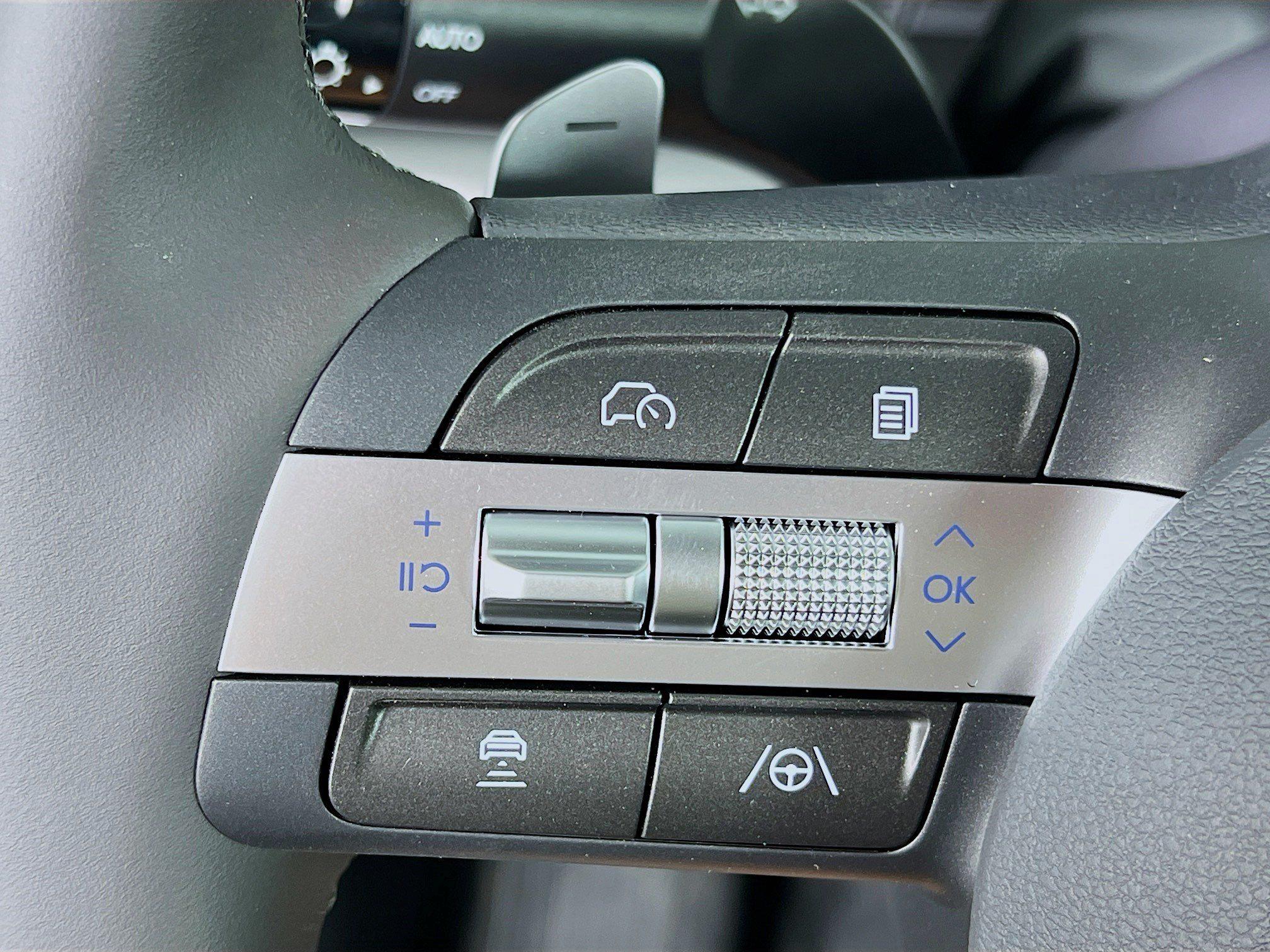 2025 Hyundai Kona SEL Convenience - Photo 14