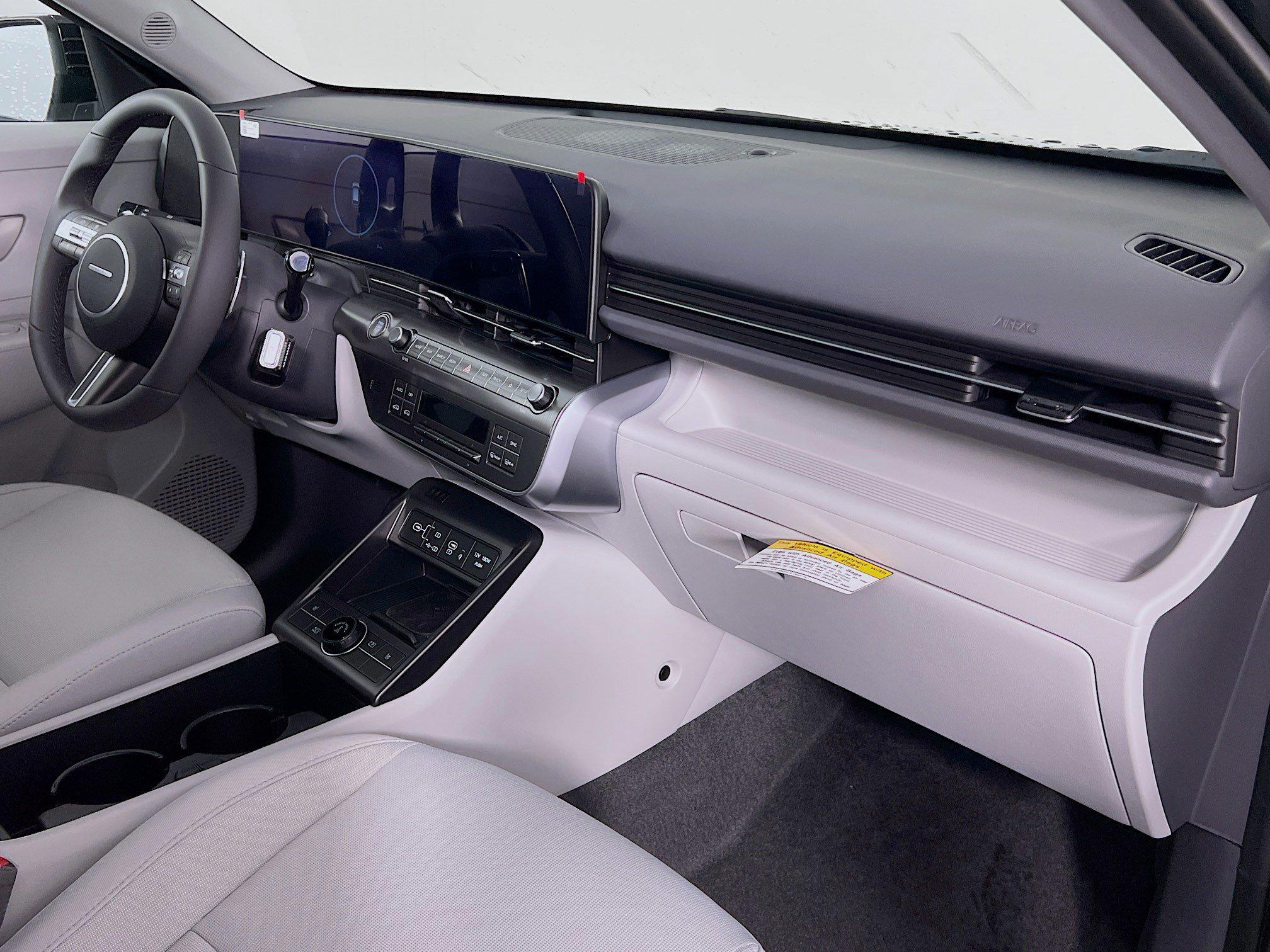 2025 Hyundai Kona SEL Convenience - Photo 21