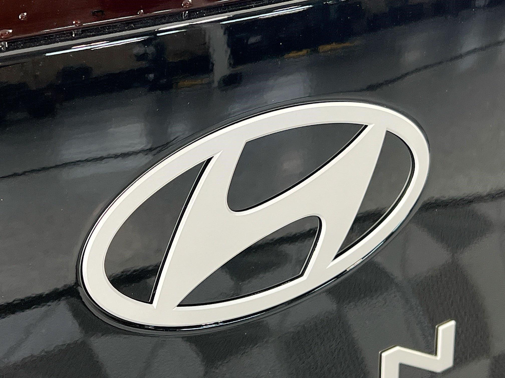 2025 Hyundai Kona SEL Convenience - Photo 31