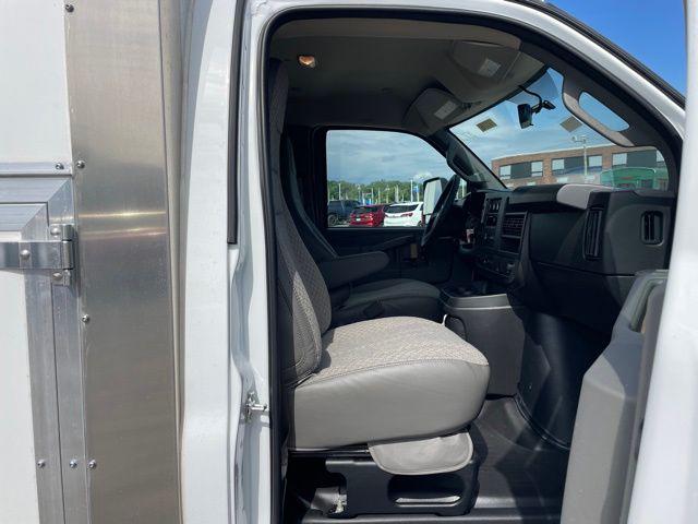 2025 Chevrolet Express Cutaway Work Van