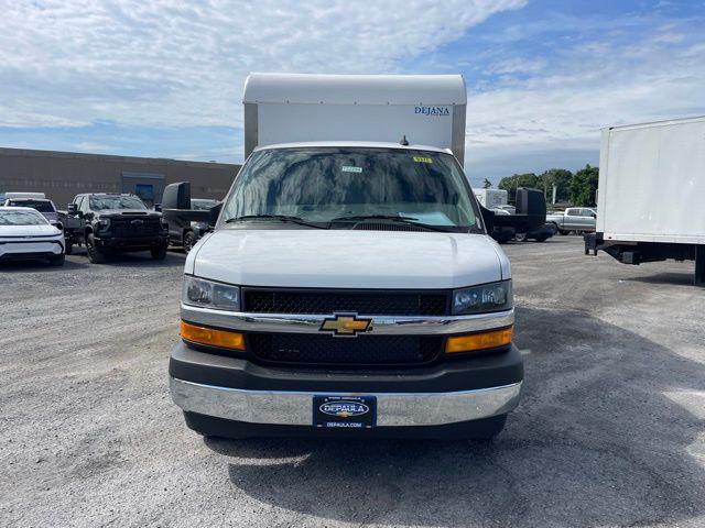 2025 Chevrolet Express Cutaway Work Van