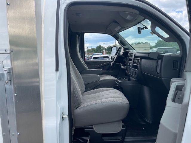 2025 Chevrolet Express Cutaway Work Van