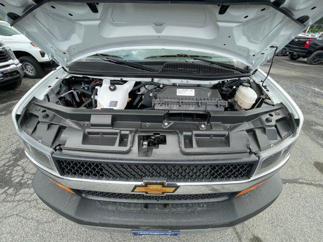 2025 Chevrolet Express Cutaway Work Van