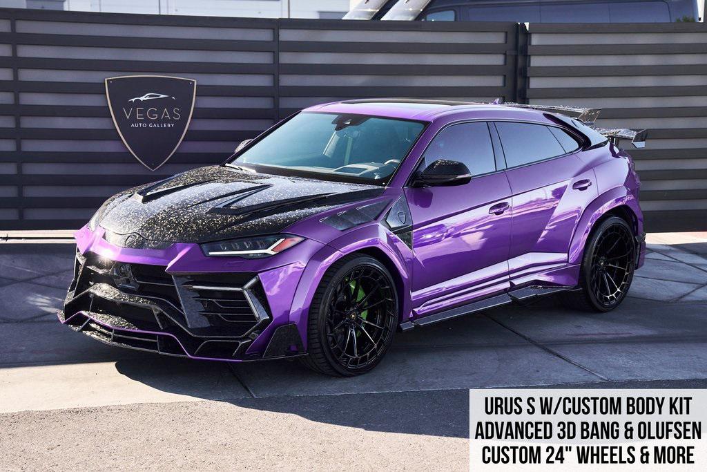 /2024 Lamborghini Urus