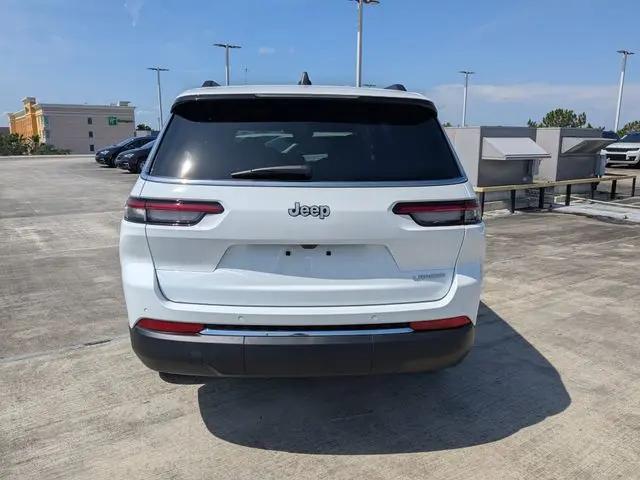 2025 Jeep Grand Cherokee L Laredo X 4x2