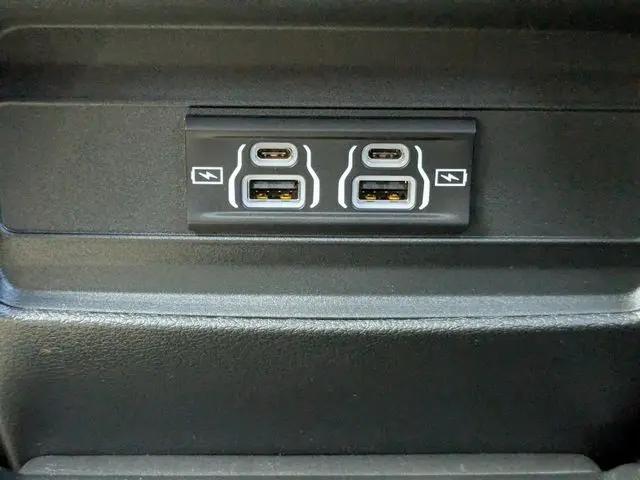 2025 Jeep Grand Cherokee L Laredo X 4x2