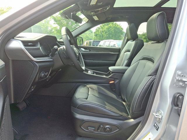 2025 Jeep Grand Cherokee L Limited 4x4