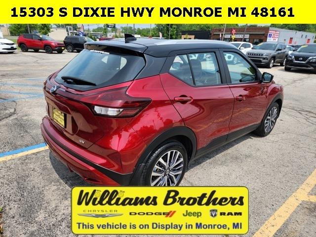 2021 Nissan Kicks SV Xtronic CVT