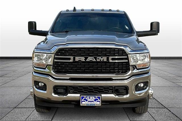 2022 RAM 3500 Lone Star Crew Cab 4x4 8 Box