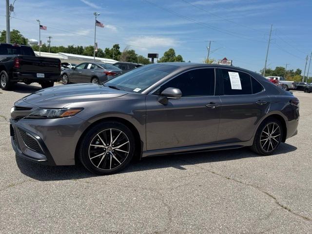 2023 Toyota Camry SE Nightshade Edition