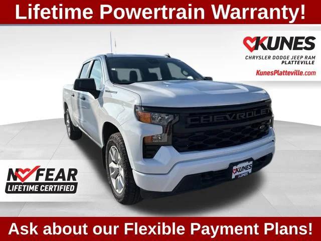2022 Chevrolet Silverado 1500 4WD Crew Cab Short Bed Custom