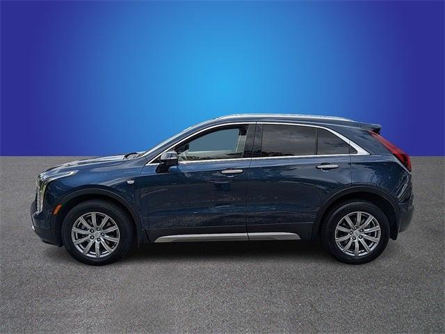 2022 Cadillac XT4 FWD Premium Luxury