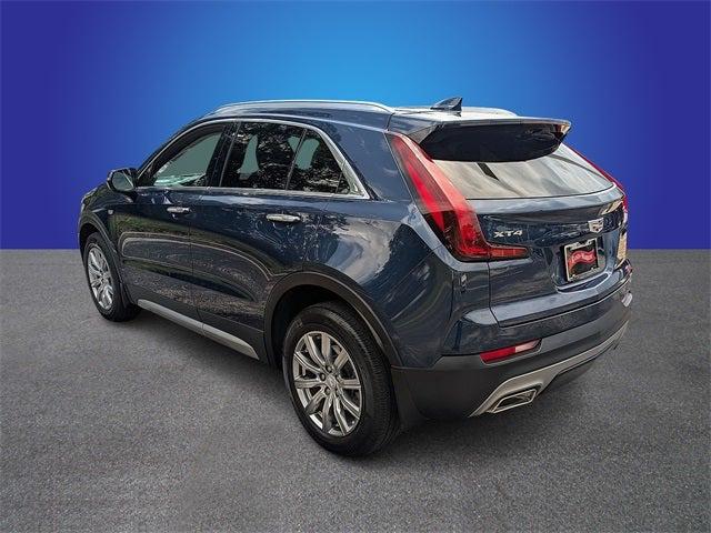 2022 Cadillac XT4 FWD Premium Luxury