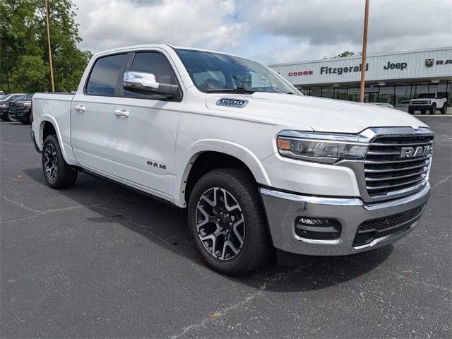 2025 RAM 1500 Laramie Crew Cab 4x4 57 Box