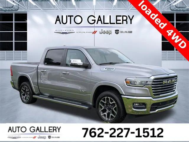2025 RAM 1500 Laramie Crew Cab 4x4 57 Box
