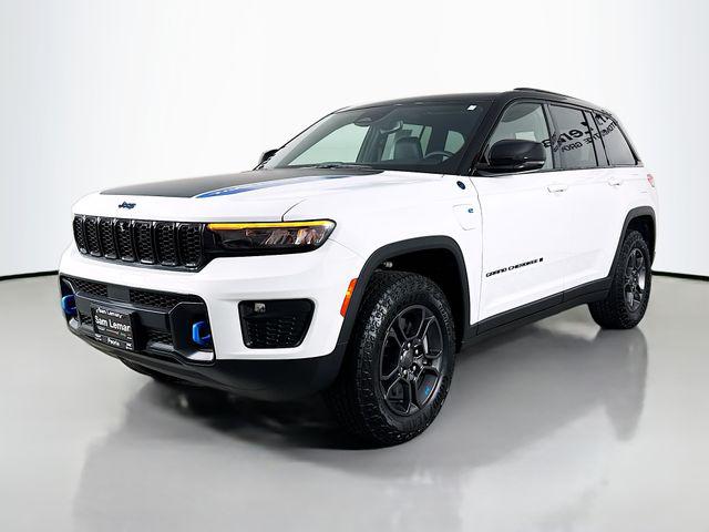 2024 Jeep Grand Cherokee 4xe Trailhawk
