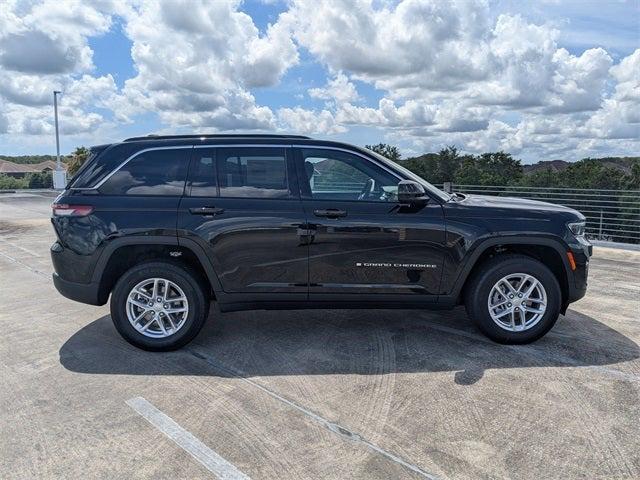 2025 Jeep Grand Cherokee GRAND CHEROKEE LAREDO X 4X2