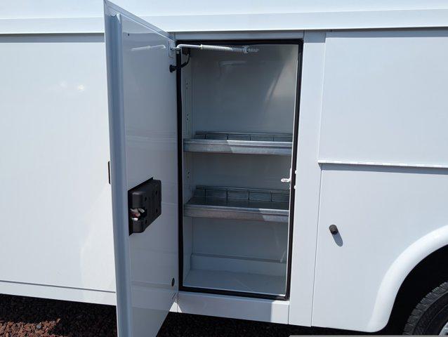 2025 Ford Transit Cutaway Base