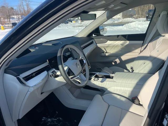 2025 Volvo X 90 Twin Motor Performance Plus 6-Seater