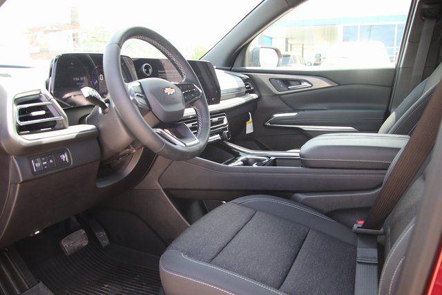 2025 Chevrolet Traverse FWD LT