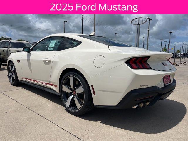 2025 Ford Mustang GT Premium Fastback
